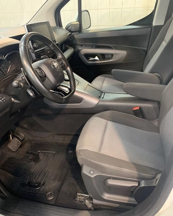 Toyota Proace City Verso cena 91900 przebieg: 144500, rok produkcji 2020 z Pyzdry małe 92